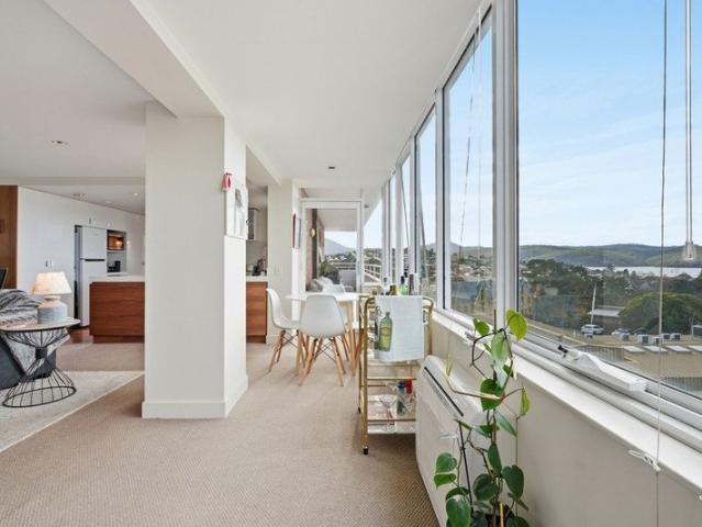 Corner Apartment Offering Space, Light and Lifestyle