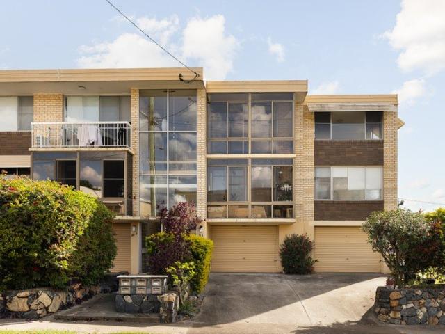 Corner Apartment in a Prime Position