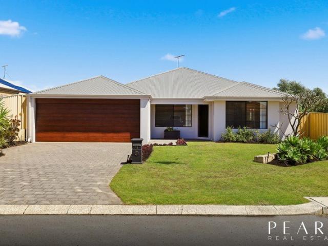 Lovely Home in Handy Bertram Location