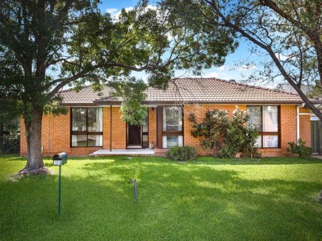 CORNER BLOCK | BRICK HOME | DEVELOPMENT POTENTIAL