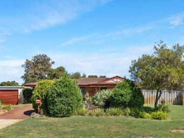 CORNER BLOCK GOLD HOMELY LIVING WITH ENDLESS FUTURE POTENTIAL