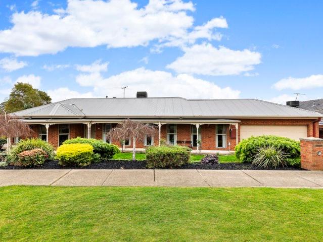 Corner Block Family Entertainer with Side Access, Solar & Endless Lifestyle Appeal