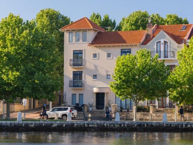 A breath taking residence in East Perth's most sought after position!
