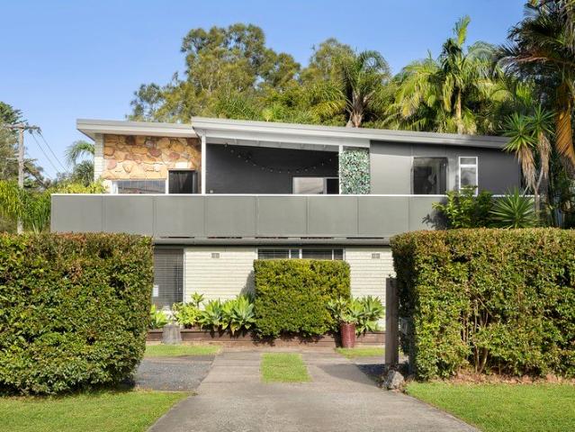 Great Investment Opportunity Moments to the Beach & Lake