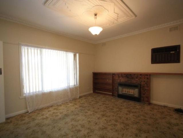 Corner Block House in Desirable Glenroy Position