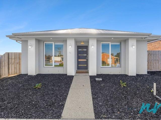Corner Block Living with Exceptional Caravan & Boat Access