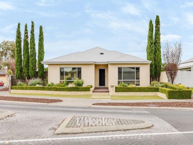 Corner Block Living with Room to Grow