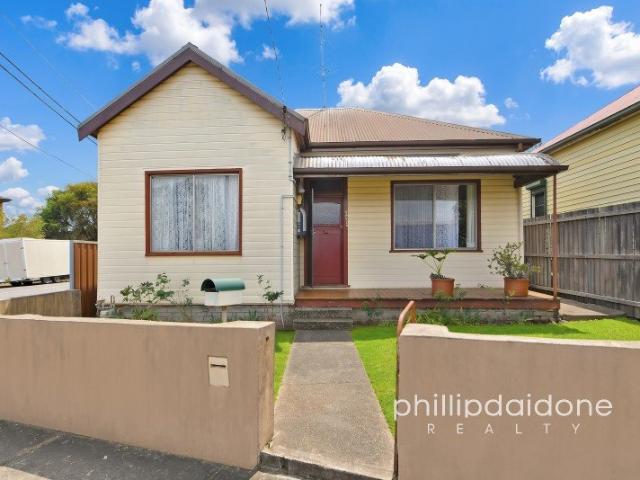 Corner block. Prime location. Serious potential