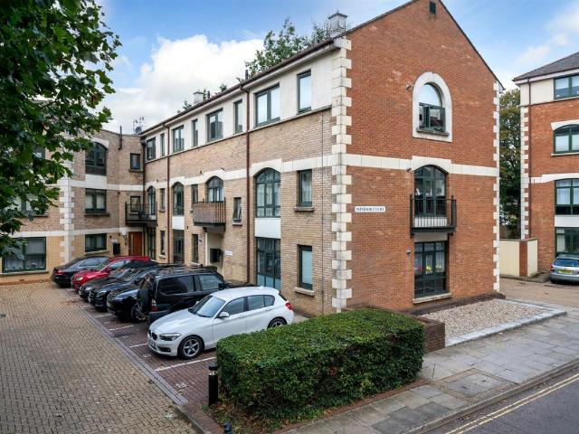 Corner Hall, Windsor Court Corner Hall HP3, 1 bed flat to rent, £1,325 pcm | PrimeLocation