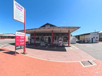 Corner lot in the centre of town with so much infrastructure!