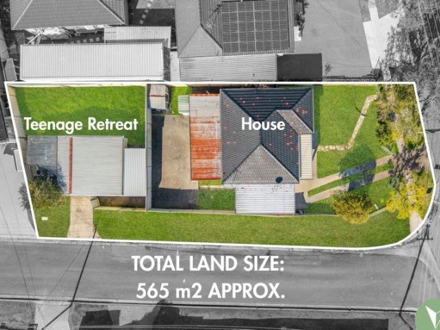Corner Position on Approximately 565sqm