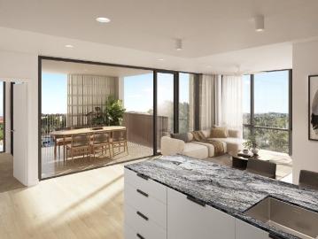 Corner Three Bedroom Apartment with Mountain Views
