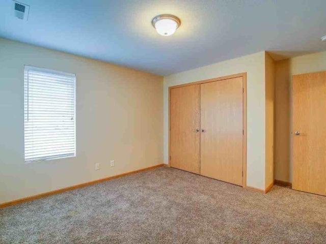 Corner View Apartments 2 Bedroom Apartment for Rent at 4102 Shoal Loop Se, Mandan, ND 58554