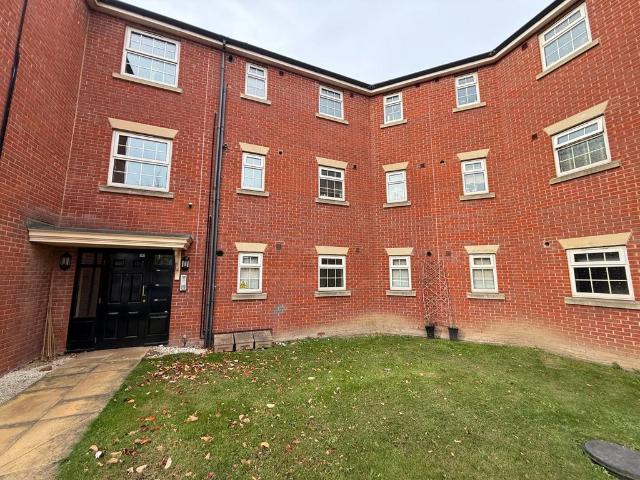 Cornfall Place, Barnsley, Barnsley. 2 bed flat to rent £875 pcm £202 pw