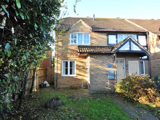 Cornfield Close, Bristol BS32 2 bed end of terrace house to rent £1,350 pcm £312 pw