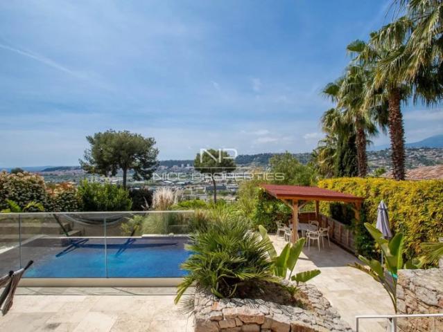 Corniche Fleurie, splendide villa moderne avec vue panoramique collines et mer