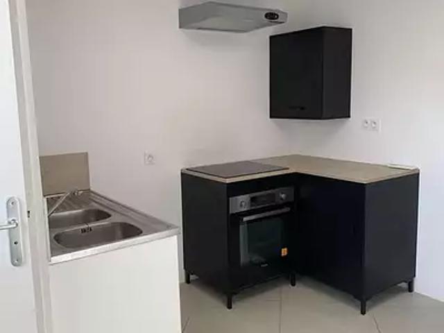 Cornillon 30630 Location appartement 3 pièces t3