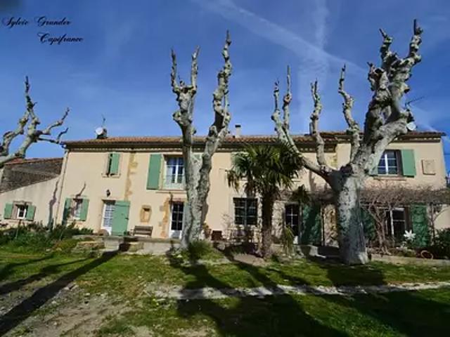 Cornillon Confoux 13250 Achat / Vente maison 15 pièces t15 piscine jardin