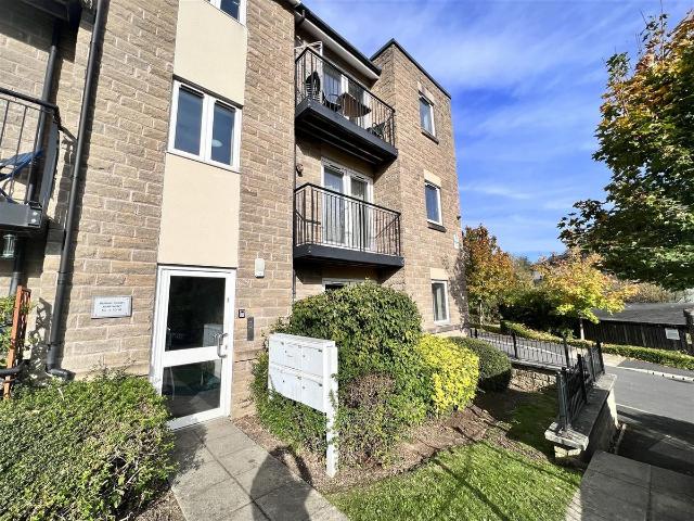 Cornmill View, Horsforth, Leeds LS18, 2 bed flat to rent, £995 pcm | PrimeLocation