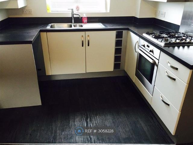 Cornmill Drive, Bolton BL4, 1 bed flat to rent, £750 pcm | PrimeLocation