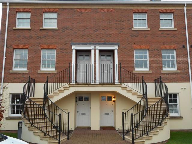 Cornmill Square, Shrewsbury SY1, 2 bed flat to rent, £1,150 pcm | PrimeLocation