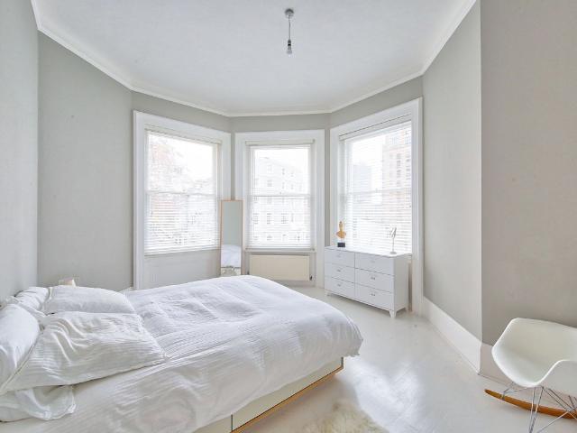 Cornwall Gardens, London SW7, 3 bed flat to rent, £6,450 pcm | PrimeLocation