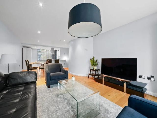 Cornwall House, Allsop Place, Baker Street NW1, 2 bed flat to rent, £5,200 pcm | PrimeLocation