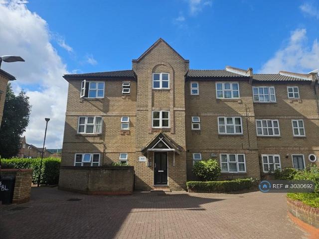 Cornwallis Square, London, N19 1 bed flat to rent £1,950 pcm £450 pw