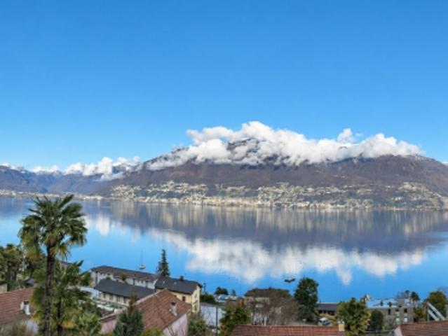 COROGNOLA – Seeblick, grüne Terrasse und Zweitwohnsitz