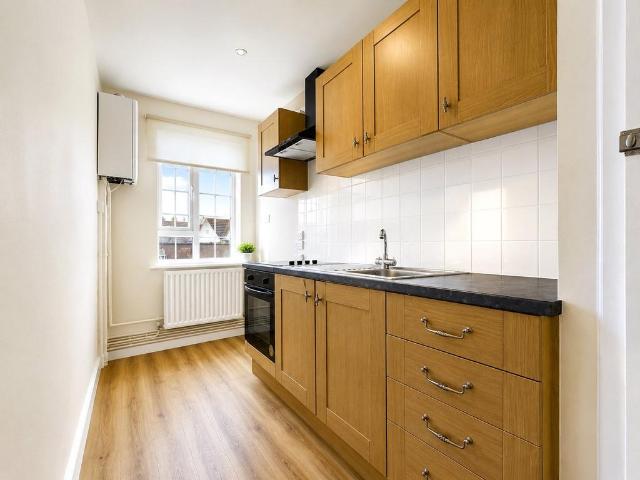 Coronation House, High Street. 1 bed apartment to rent £1,025 pcm £237 pw