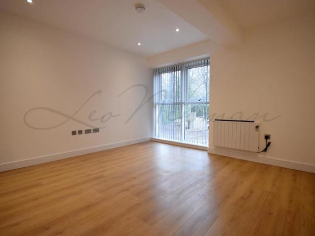 Coronation Road, Basingstoke, RG21 2 bed flat to rent £1,345 pcm £310 pw