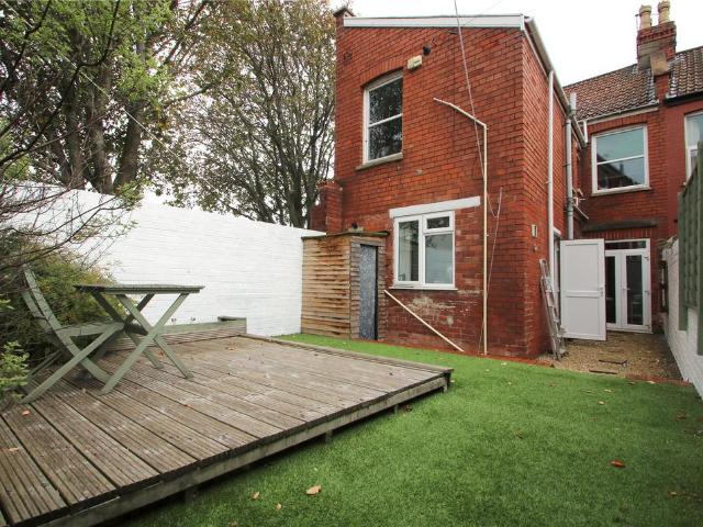 Coronation Road, Southville, Bristol. 2 bed apartment to rent £1,450 pcm £335 pw