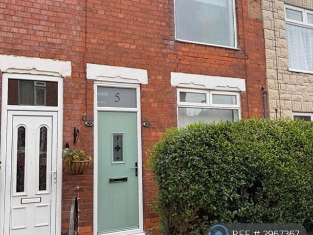 Coronation St, Worksop, S80 2 bed terraced house to rent £795 pcm £183 pw