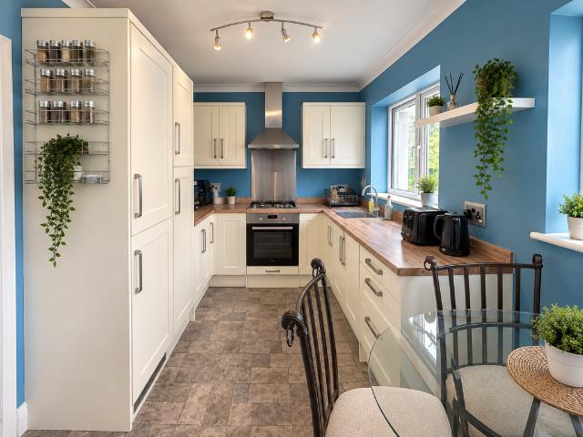 Coronation Street, Wakefield, WF2 2 bed house to rent £1,300 pcm £300 pw