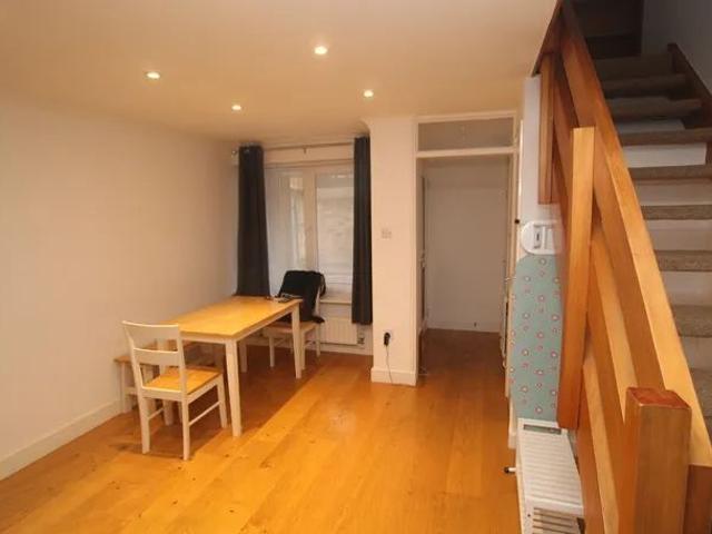 Coronation Street, Cambridge £2,000 pcm ⓘ The monthly or weekly payment required by the landlord. Read our glossary page, 2 bedrooms, mid terrace house, to let * Tenant info
