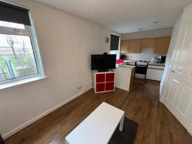 Coronation Street, Newmilns 1 bed flat to rent £395 pcm £91 pw