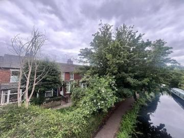 Coronation Villas, Aylesbury HP21, 2 bed terraced house to rent, £1,400 pcm | PrimeLocation