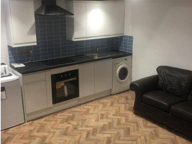 Corona Road, Cambridge CB4, 1 bed flat to rent, £1,550 pcm | PrimeLocation