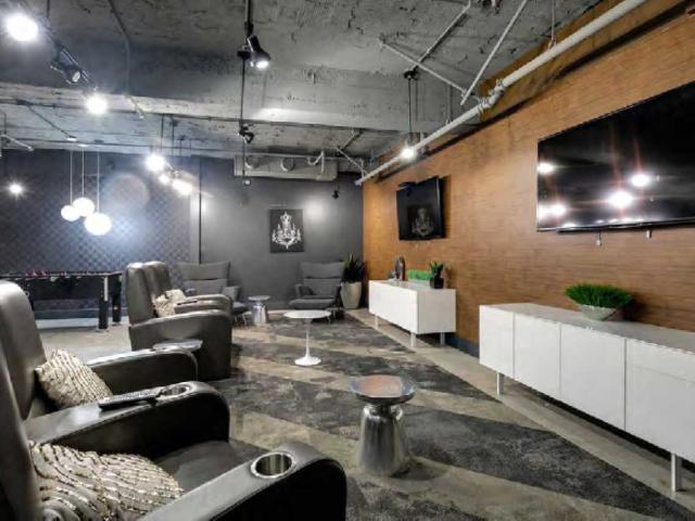 Coronado Lindell East 3 Bedroom Apartment for Rent at 3733 Lindell Blvd, St. Louis, MO 63108 Grand Center