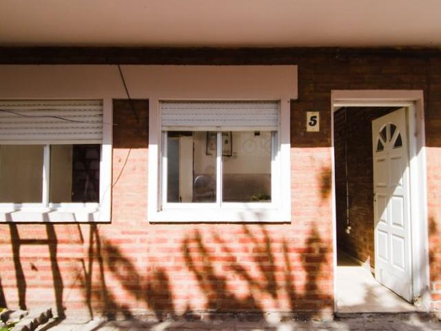 Coronel de Marina Leonardo Rosales, Provincia de Buenos Aires