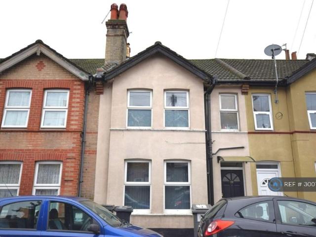 Corporation Road, Bournemouth, BH1 4 bed terraced house to rent £1,500 pcm £346 pw