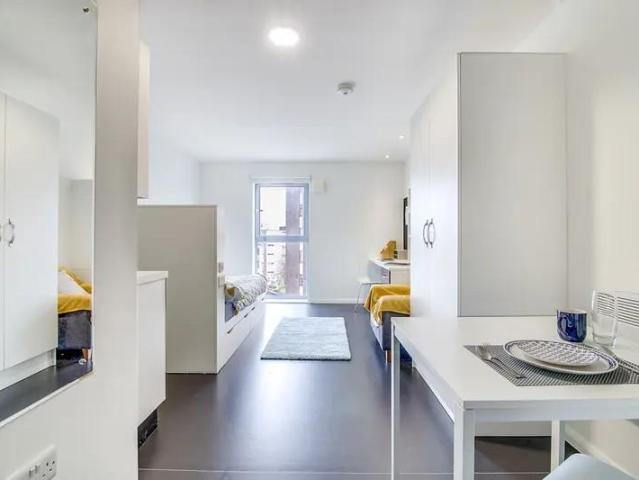 Corporation Street, Birmingham, B4 1 bed apartment to rent £862 pcm £199 pw