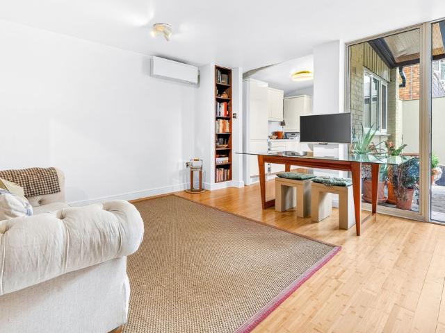 Corporation Street, Islignton N7, 1 bed terraced house to rent, £2,250 pcm | PrimeLocation