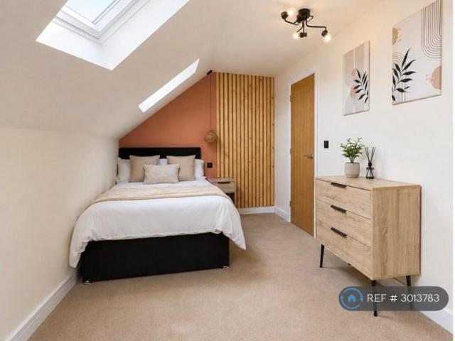 Corporation Street, Mansfield, NG18 1 bed in a house share to rent £650 pcm £150 pw
