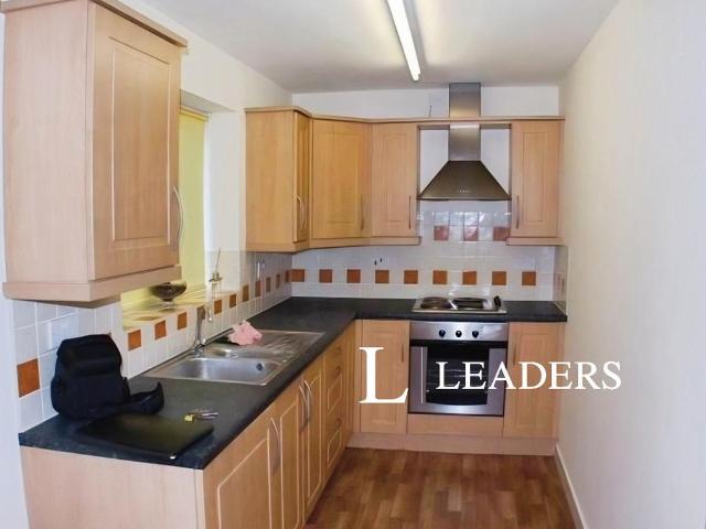 Corporation Street, Stoke on Trent. 2 bed flat to rent £725 pcm £167 pw
