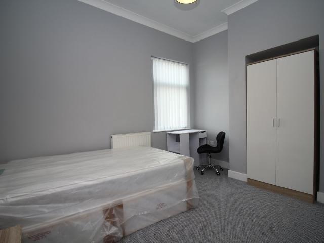 Corporation Street, Stoke ST4, 4 bed shared accommodation to rent, £477 pcm | PrimeLocation