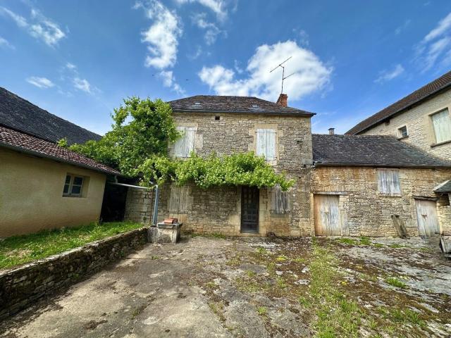 Corps de bâtiments 224m² Cressensac
