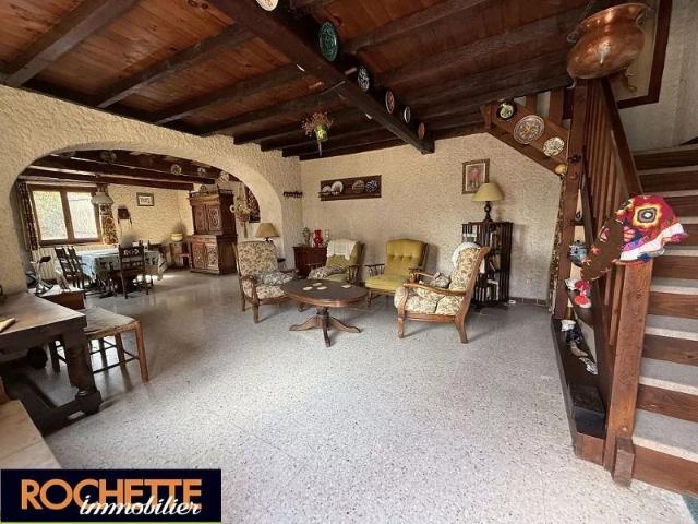 Corps de ferme 158.14m ²