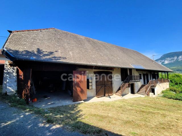 Corps de Ferme à fort potentiel Idéal Artisan, Investisseu. 120m² Cusy