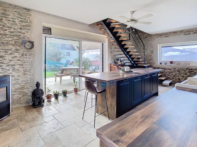 Corps de ferme à vendre 6 pièces SEYSSEL 74 Possibilité Maison d'hôtes ou gîte
